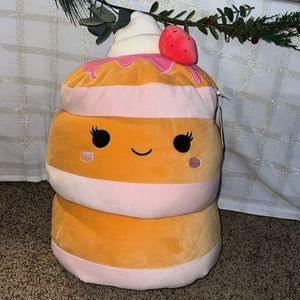 Sawtelle the Pancake Squishmallow. Perfect condition, both tags, non smoker home